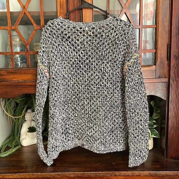 Open Knit Sweater Black White Pullover Long Sleeve Lightweight  Boho - Picture 3 of 7
